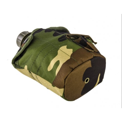 Армейская фляга с кружкой-котелком в чехле камуфляжа Woodland  